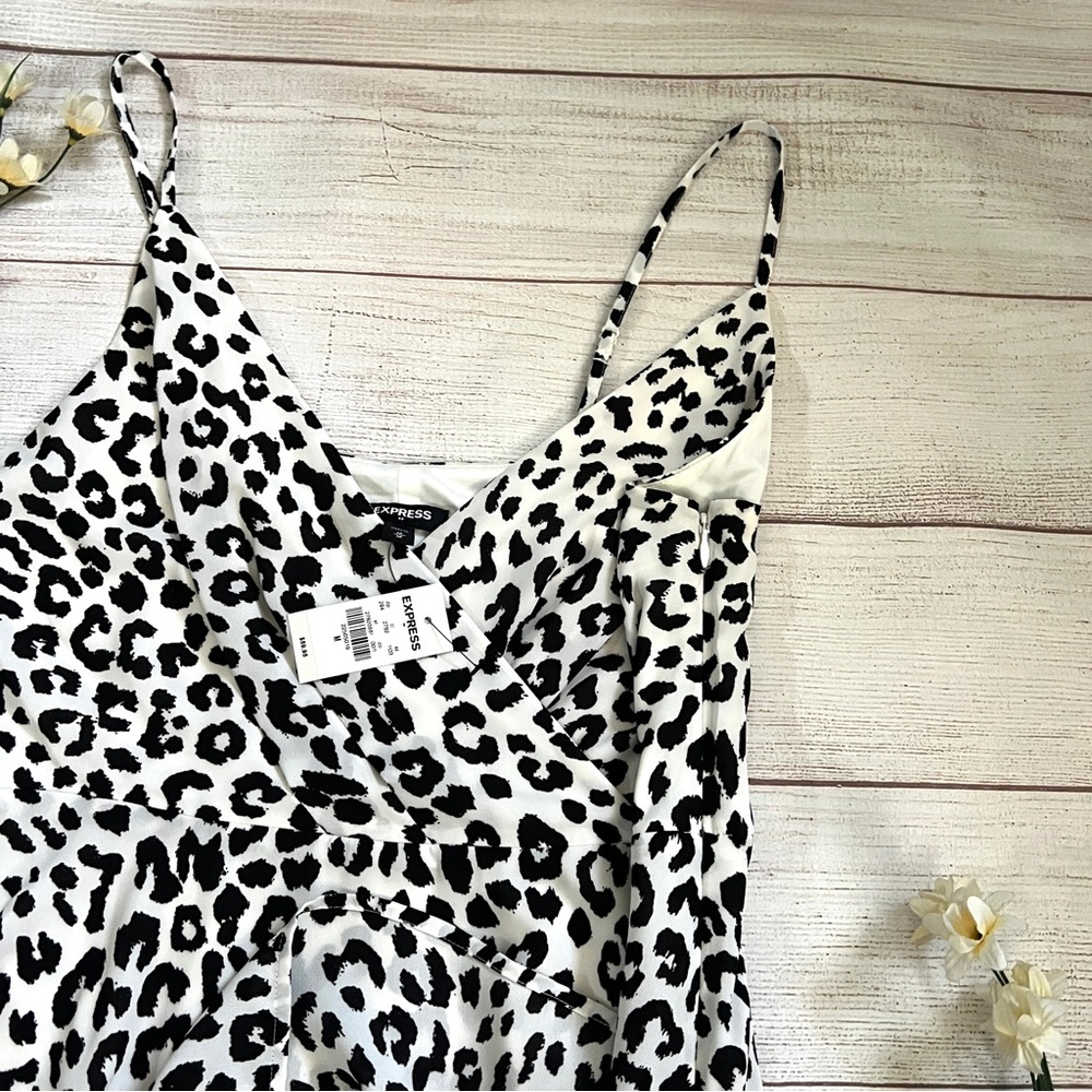 Express V-Neck Animal Print Mini Dress - Picture 7 of 16